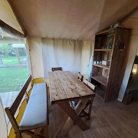Safaritent Adventure Luxussátor Tuoro sul Trasimeno